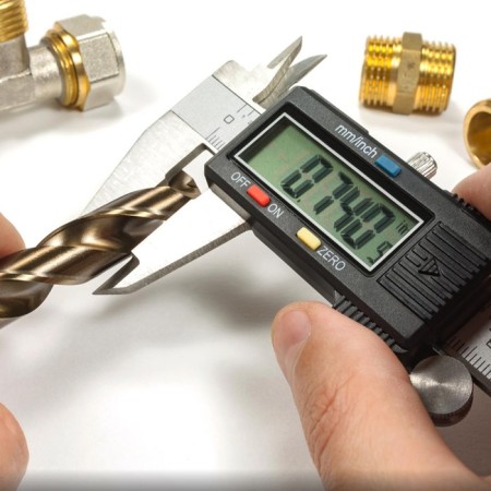 Electronic tundra, metallic standard, with a depth meter, 150 mm-6