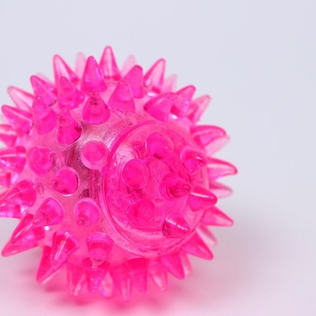 The ball luminous for animals is small, tpr, 4.5 cm, pink-3