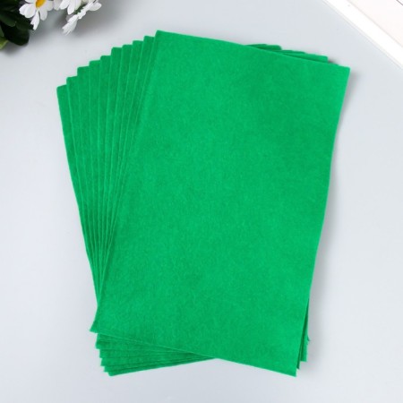 A set of felt 20x30 cm, soft, 1.4 mm, 10 sheets, green