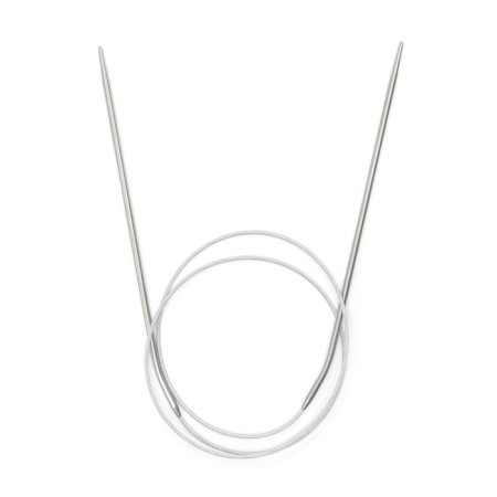 The knitting needles are circular, metal, 80 cm/2.5 mm
