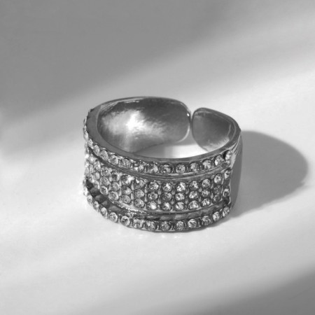 The ring “minimal” separation, white color in silver, dimensionless-5
