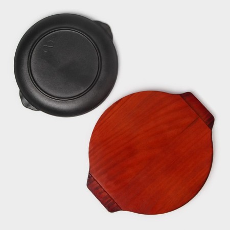 Cast iron pan “Circle”, D = 20 cm, on a wooden stand-4