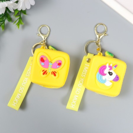 A keychain wallet with a carbine silicone "Bright pictures" Square yellow mix 6x3x7 cm