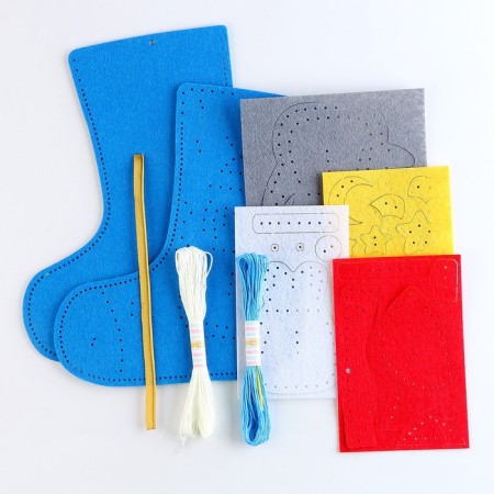New Year's sewing set. A toe of felt "New Year! Penguin ", 18 x 27 cm-2