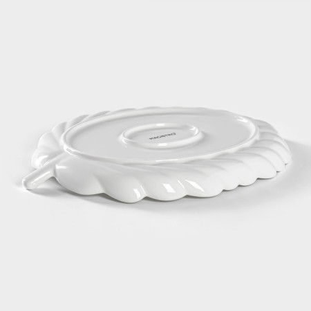 Porcelain dish for submitting Magistro "Blanche. Geranium ", d = 22.4 cm, white color-2