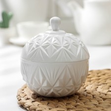 Sugar with a lid 