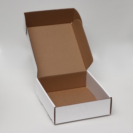 Self -charged box, white, 21 x 21 x 7 cm-3