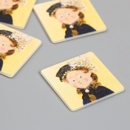 Acryl's work decor "Lady in a hat" 0.2x3.5x3.5 cm