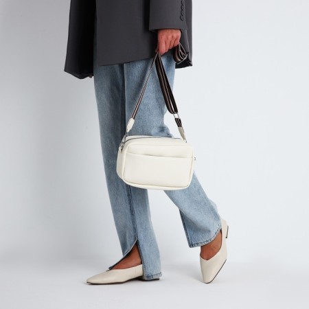 Bag Cross-Bodi with a zipper, white color-7