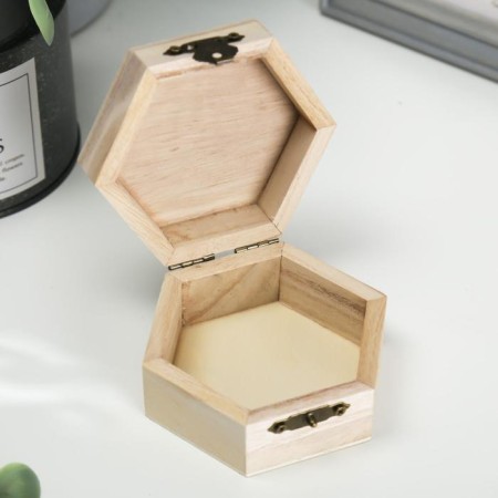 Casket for painting hexagon 9x4.5x8 cm-1