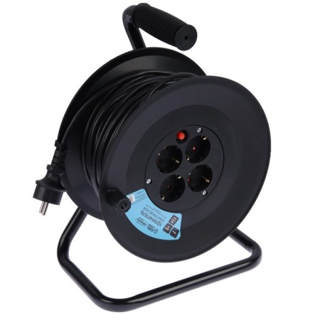 An extension cord on the coil is 4 sockets, 40 m, 16 a, PVS 3x2.5 mm2, with salary, IP20