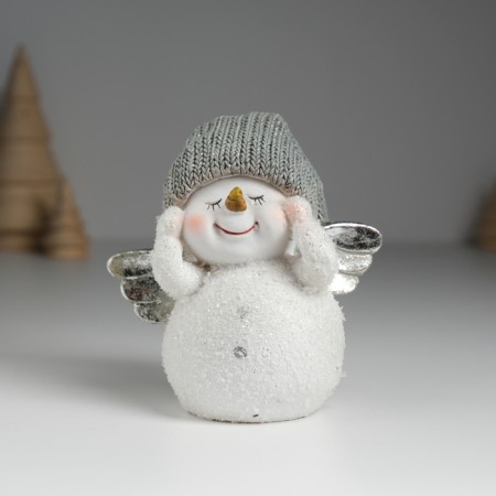 Souvenir Polystone "Snowman White with silver wings, in a knitted cap" 9x6x9 cm