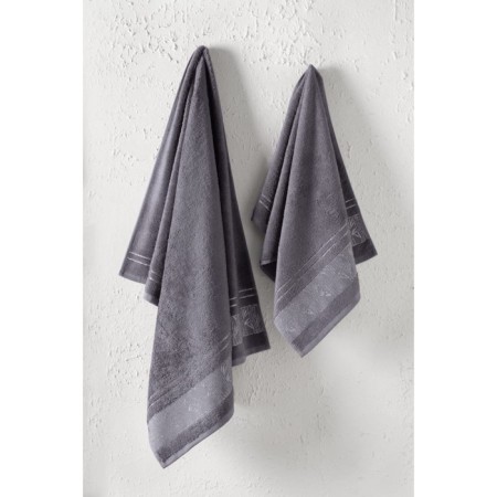 Tainted Bamboo Arya Home, 550 gr, size 70x140 cm, the color is lightly purple