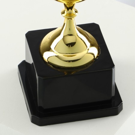 013V Cup, award figure, gold, plastic stand, 18.5 x 11.5 x 8 cm.-3