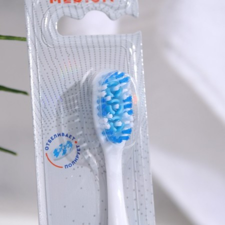 Dental brush D.I.E.S. Whitening medium stiffness-2