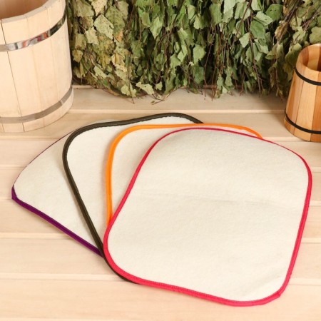 Banger rug light, with a colored tuple mix