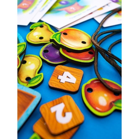 Lacing "mathematical wood"-4