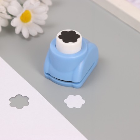 Figure hole "Flower" Figure diameter 1.5 cm mix 4x3.5x3 cm-1