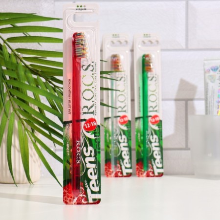 R.O.C.S Teens dental brush 12-18 years old, average