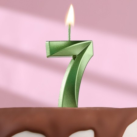 Candle in the cake on the skewer "Fine", the number "7", the emerald, 5 cm