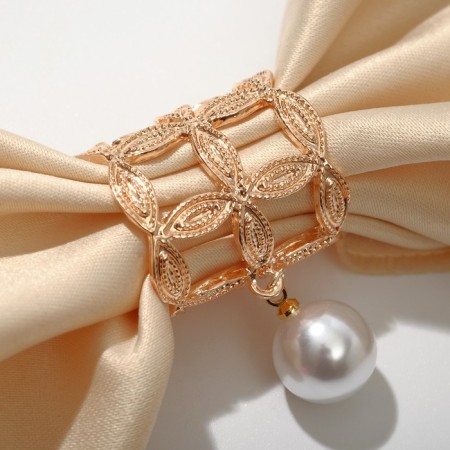 The cloak for a scarf "Four Liber" with bead, the color is white in pink gold-2