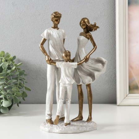 Souvenir Polystone "Dad, mom and son - round dance" 15.5x10.5x26 cm