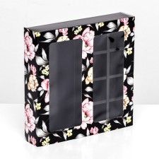 Box for 8 sweets + chocolate, with a window, 