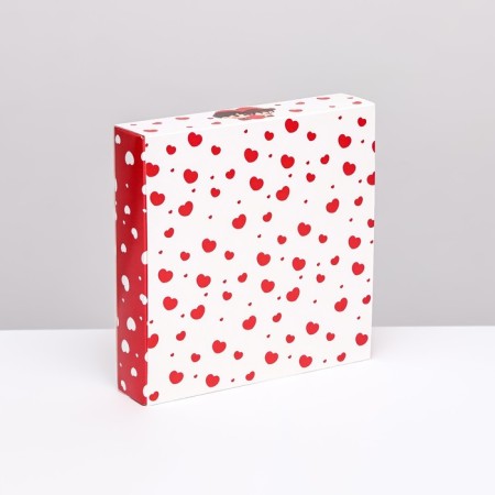 Box for 16 sweets, Love 17.7 x 17.7 x 3.8 cm-2