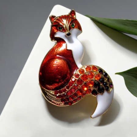 Brooch "Fox", colored in gold-2