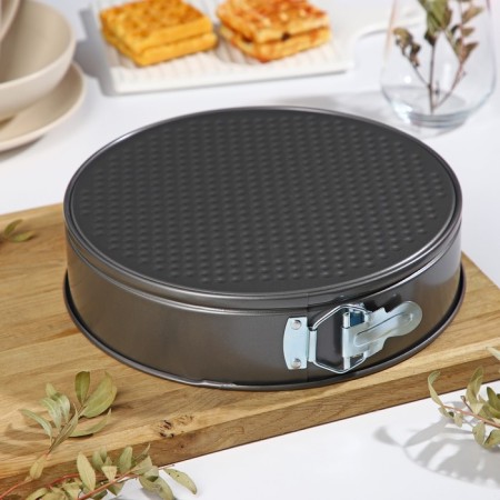 A set of baking forms “Elin. Circle ”, 3 subjects: D = 22/24/26 cm, removable bottom, anti -stick coating, black color-5