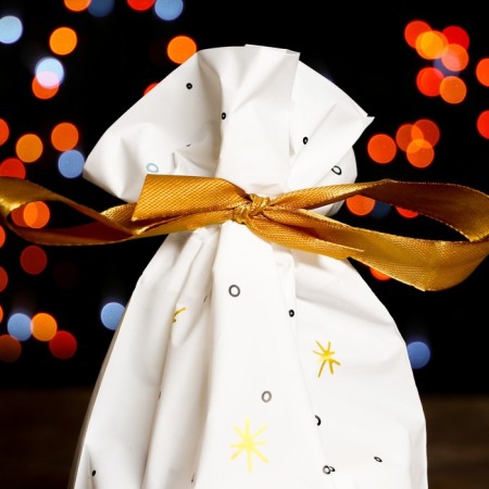 Polyethylene gift package, with ties "Christmas trees", 15*23cm-1