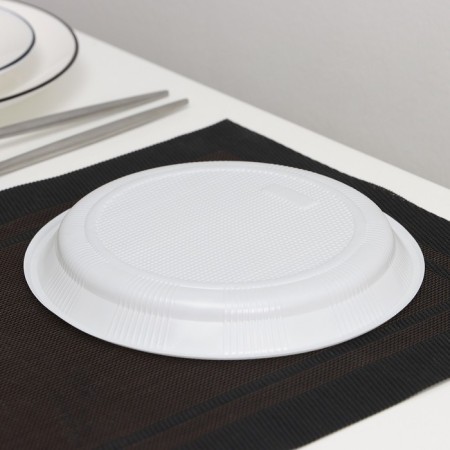 Plastic disposable plastic "Extra", d = 20.5 cm, white color-2