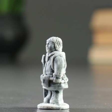Souvenir "Hunter with a spear and a small ax" 6cm-1
