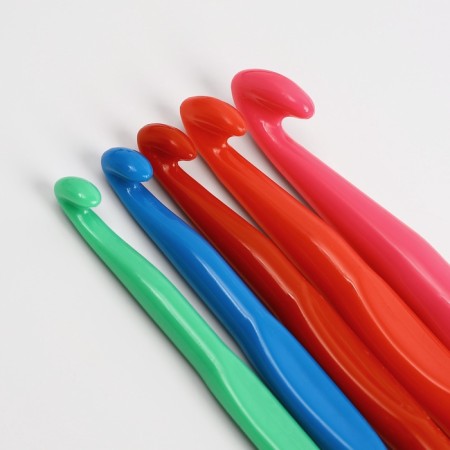 A set of hooks for knitting, d = 8/9/10/12/15 mm, 5 pcs, color colorful color-3