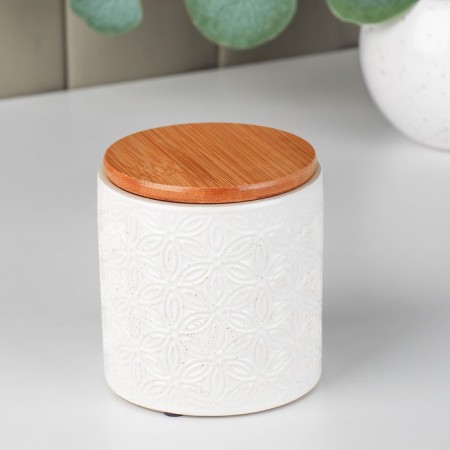 Ceramic bank for bulk products "Lace. Flower ", 450 ml, white color