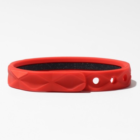 Silicone bracelet "On the buttons", the color is red-1