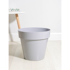 Kashpo for flowers with an insert 