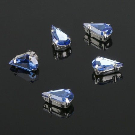 Rhinestones in DACs (set 5 pcs.), 6 × 10 mm, blue color in silver