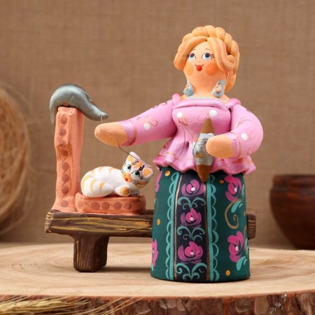 Kovrov toy "Baryshnya Plach", ceramics-1