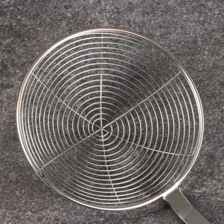 A colander-sytoos with a wooden handle 41cm, diameter 13cm, depth 3.5cm-3