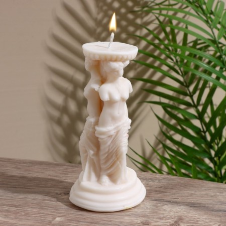 Candle "Aphrodite" 8x8x15 cm, soy wax-1