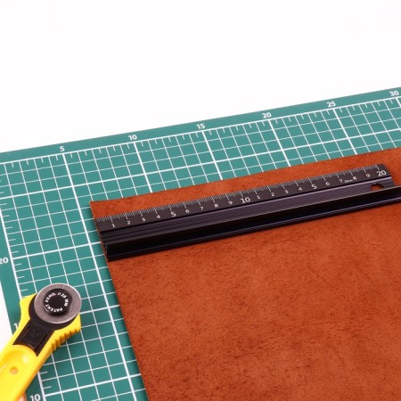 A ruler for the skin, anti -slip, with an emphasis, metal, 20 cm, thickness 34 mm-6