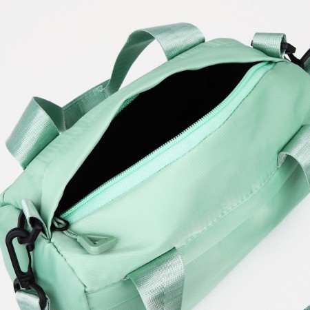 Sports bag with lightning, external pocket, green color-4