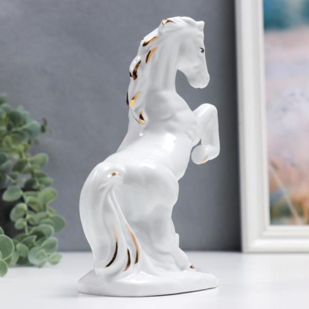 Souvenir ceramics "White Horse" 18 cm-2
