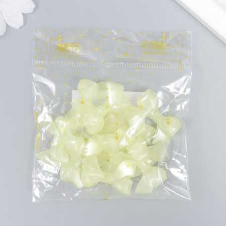 Decor for creativity Plastic "Bow Bow" glows in the dark 0.8x2.4x3.4 cm-3