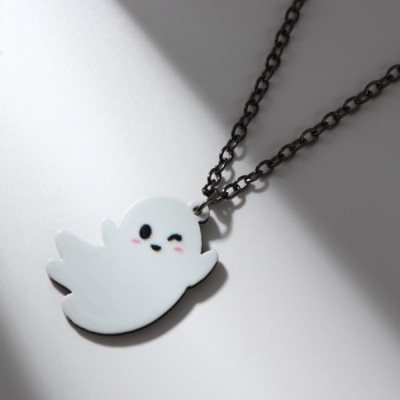 Suspension on the Halloween Halloween chain.-2