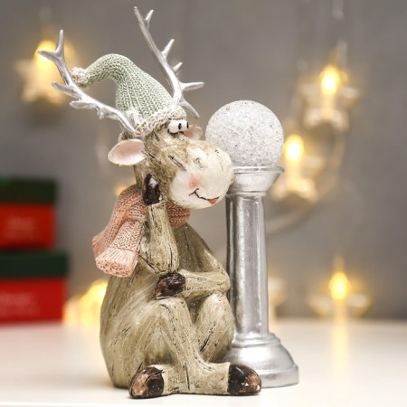 Souvenir Polystone Light "Losik in a knitted cap with a ball on a column" 20.5x10.5x12.5 cm-2