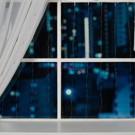 Garland "Curtain" 1 × 1 m Rosa, IP20, silver thread, 100 LED, warm white glow, 12 V-1