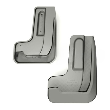 Spray-cutters on Nissan Teana (front), 2013-