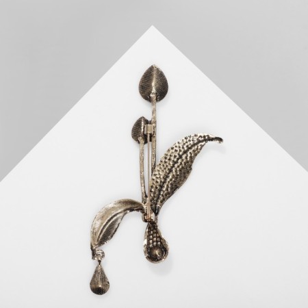 Brooch "Foliage" with dew, white-green color in black gold-1